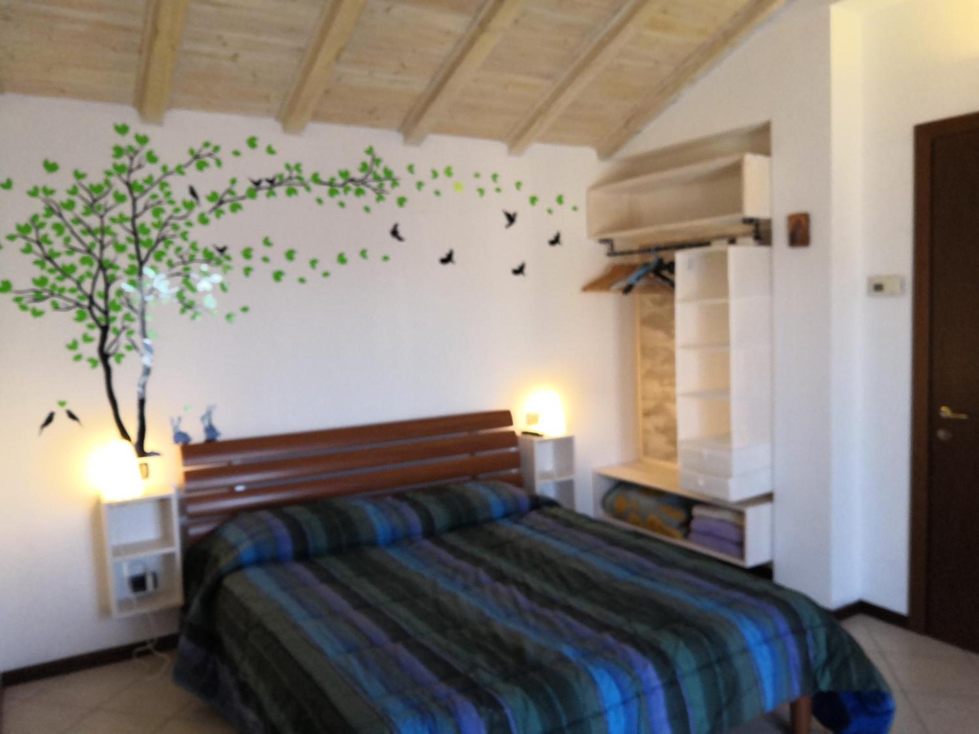 Garlasco B&B La Casa Dei Frutti Di Bosco מראה חיצוני תמונה